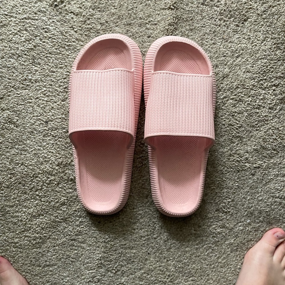 Pink never worn slides